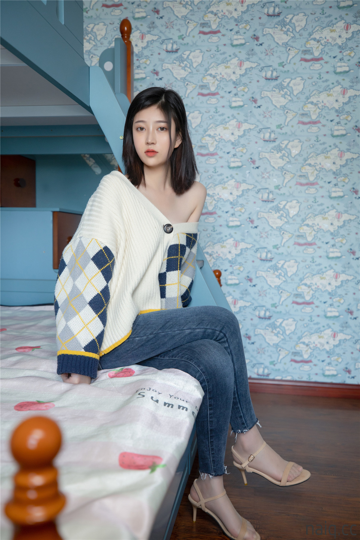 年年 - 子然 [57P-276MB] - 奶圈