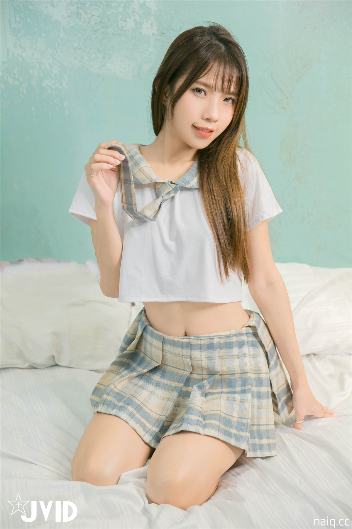 夏小希 离家出走的女大学生 JK制服开腿赏穴 羞耻姿势请君入蚌 [76P1V-321MB] - 奶圈