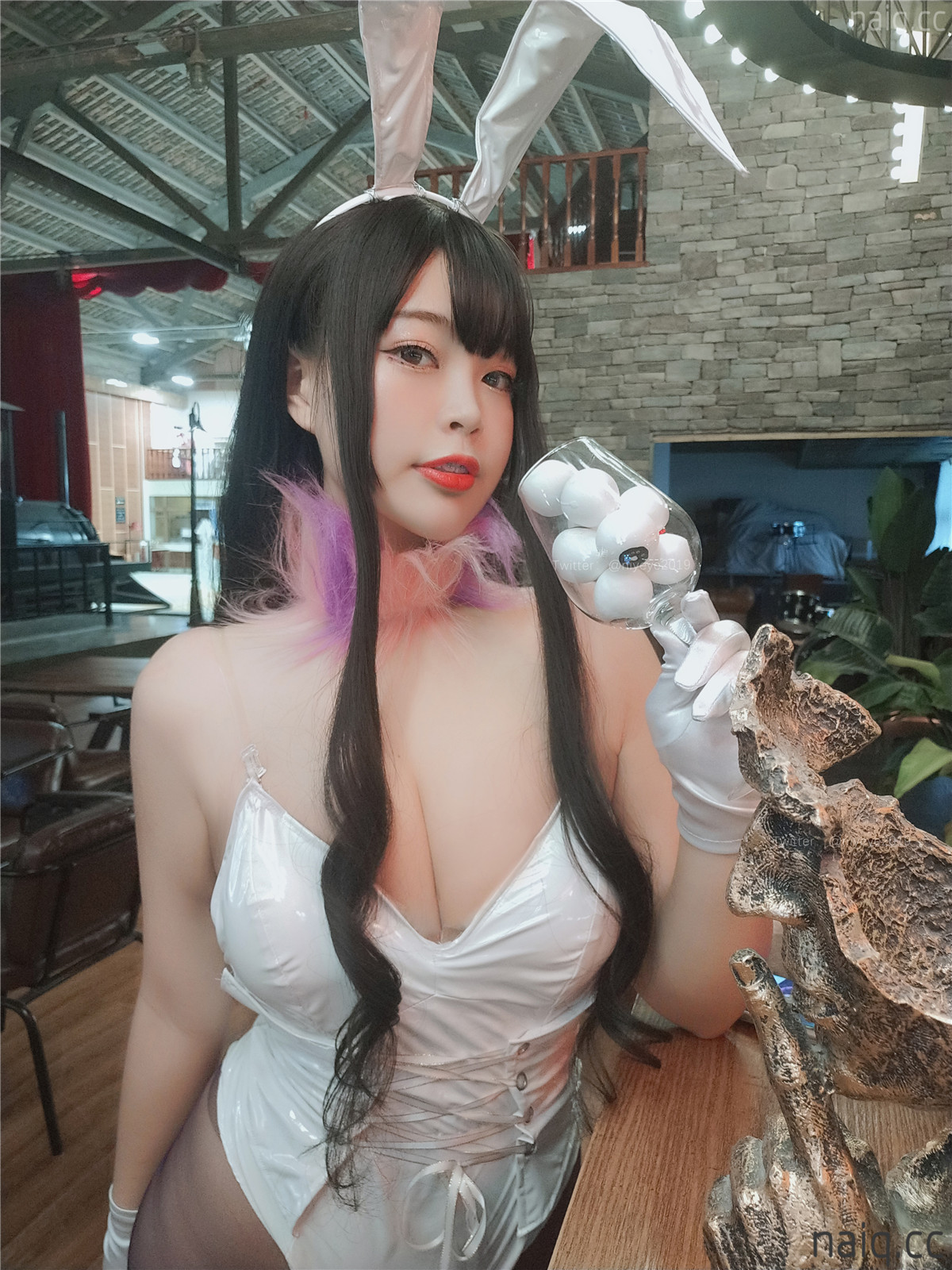 白烨 - 恶魔姐姐 [70P5V-374MB] - 奶圈