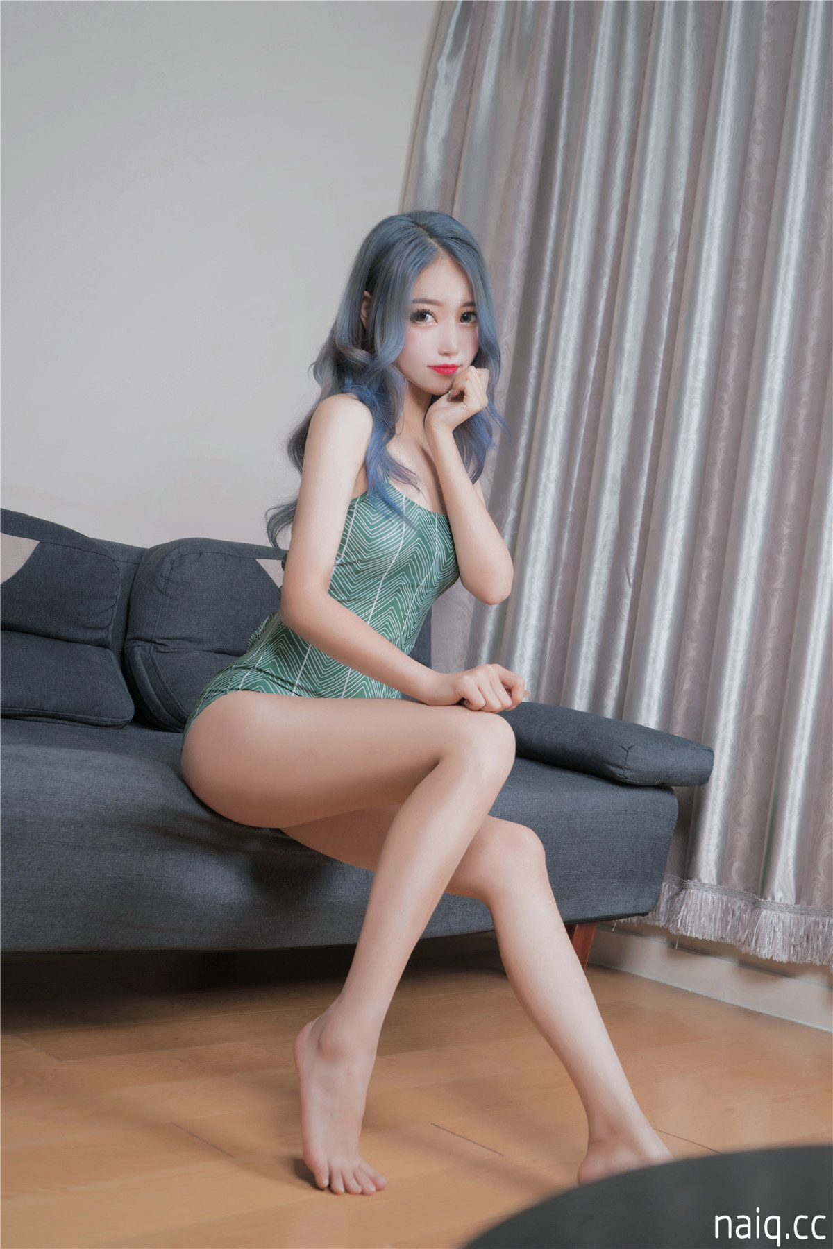 eloise软软 - 泳衣 [16P-224MB] - 奶圈