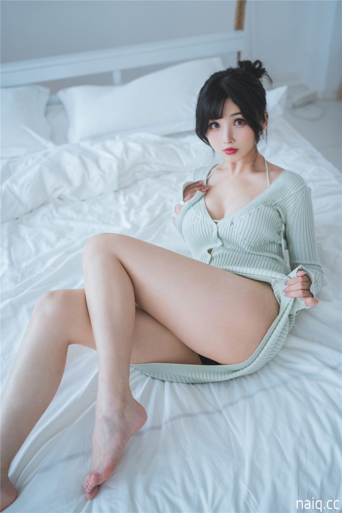 rioko凉凉子 - 人妻毛衣 [54P-508MB] - 奶圈