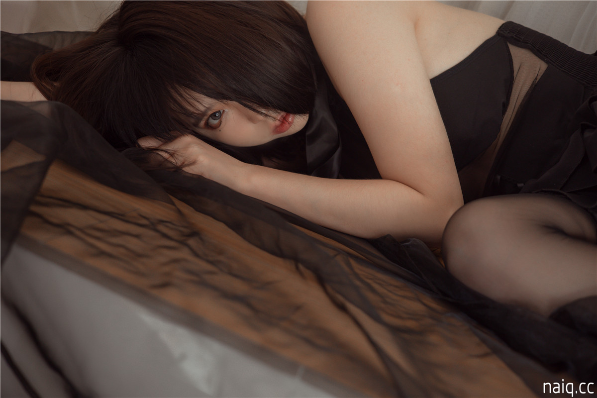 疯猫ss - 民宿黑裙 [40P4V-919MB] - 奶圈