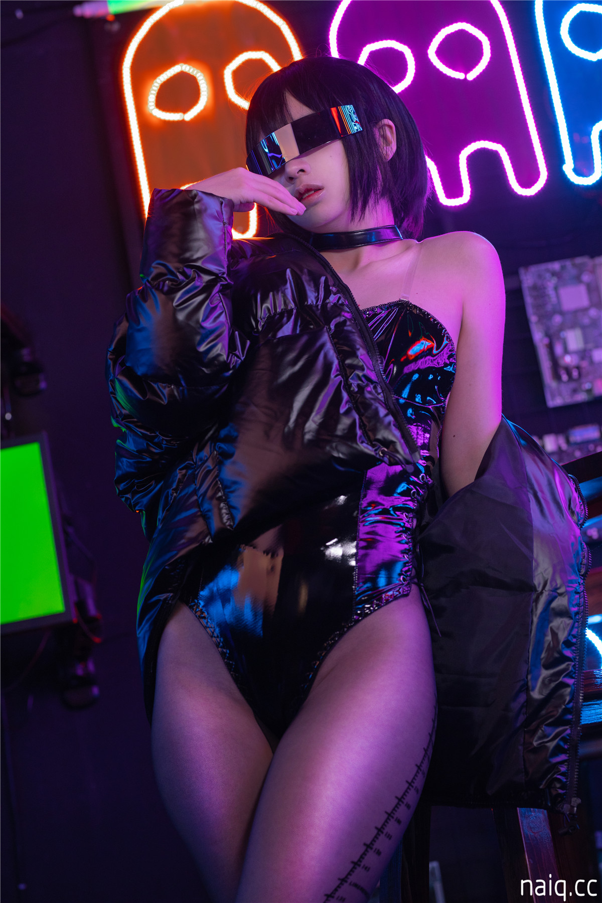 9
