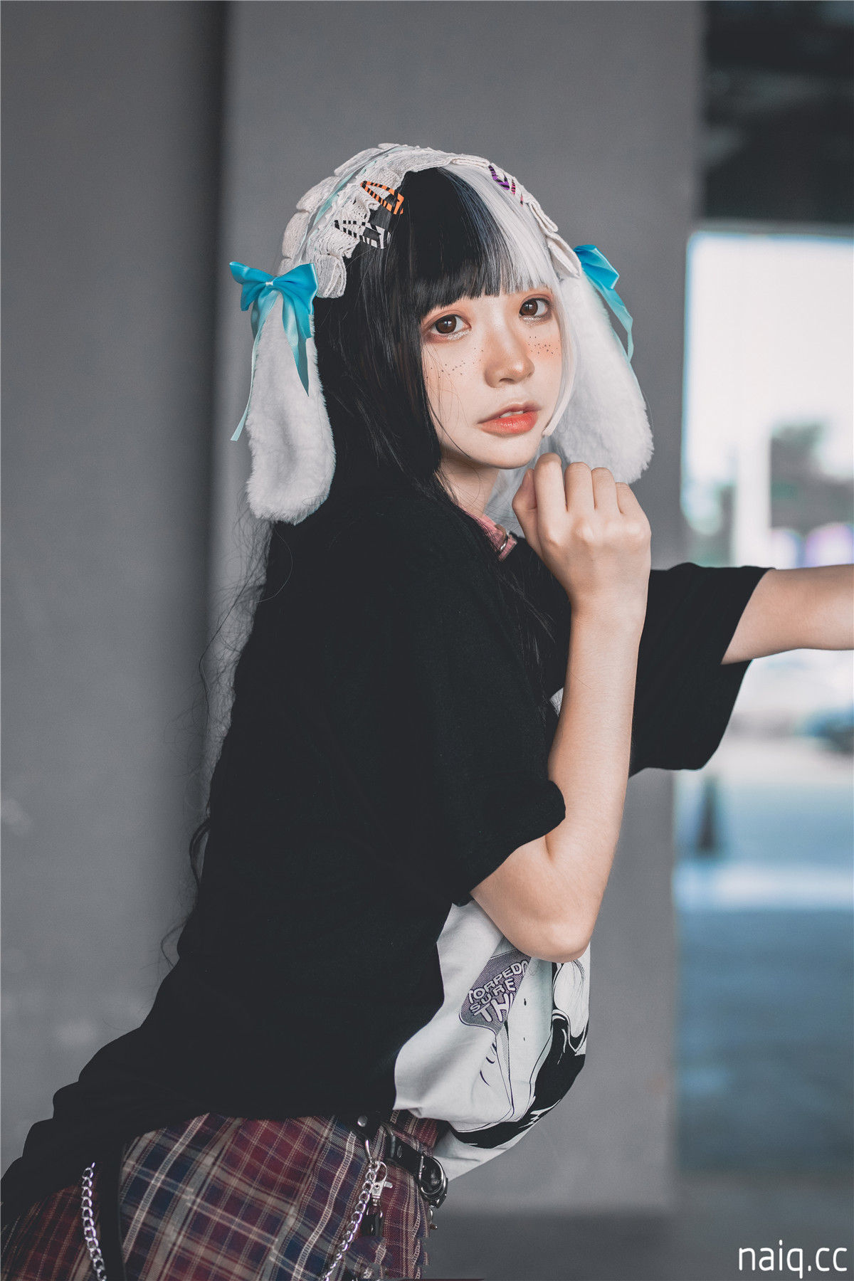 6