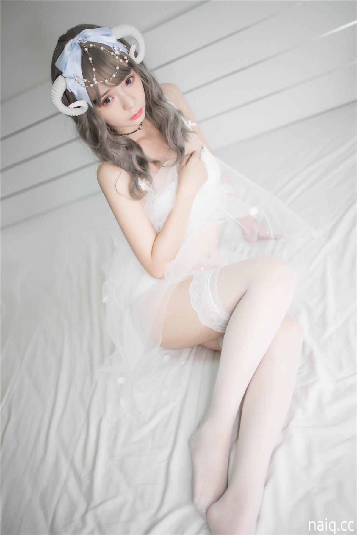 7