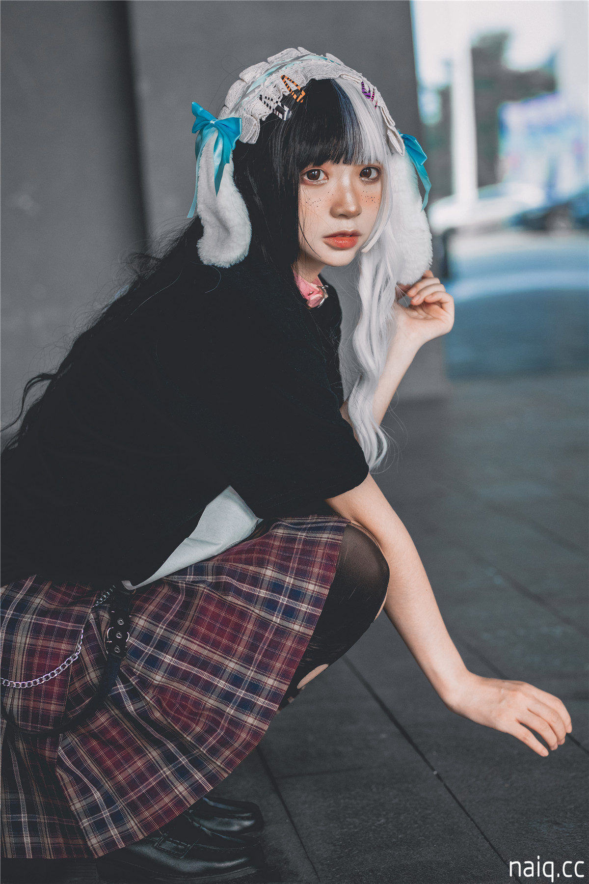 9
