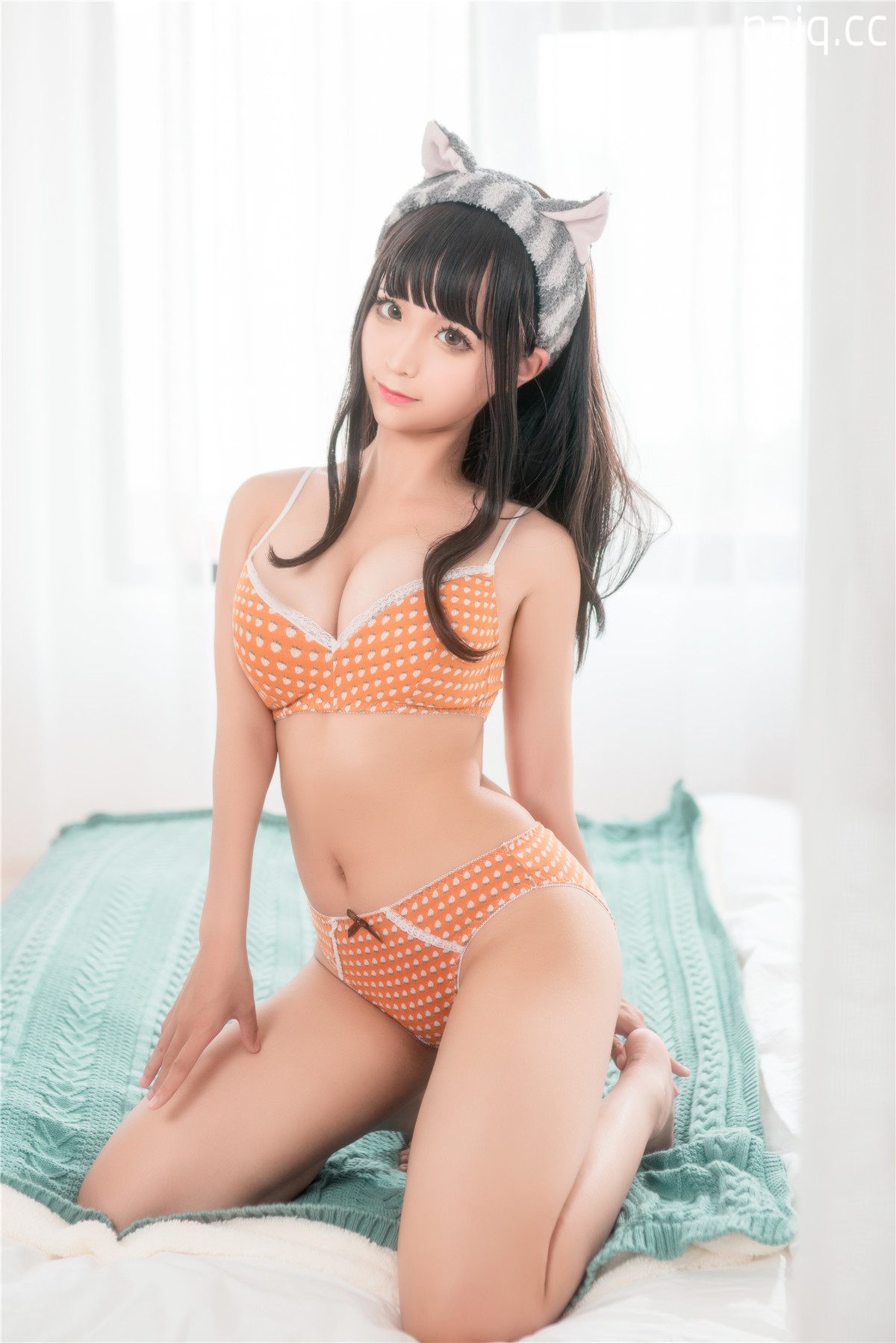 蠢沫沫 - 黄内衣 [40P-258MB] - 奶圈