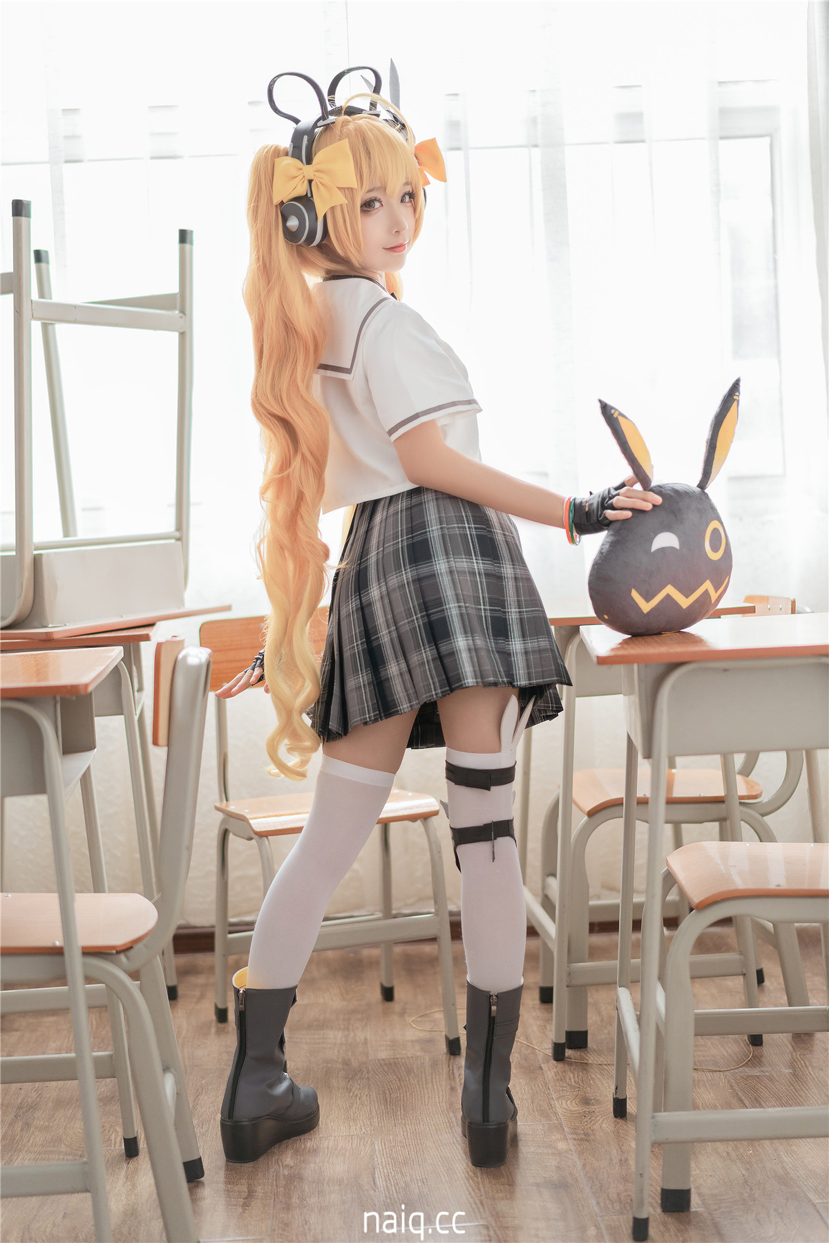 9