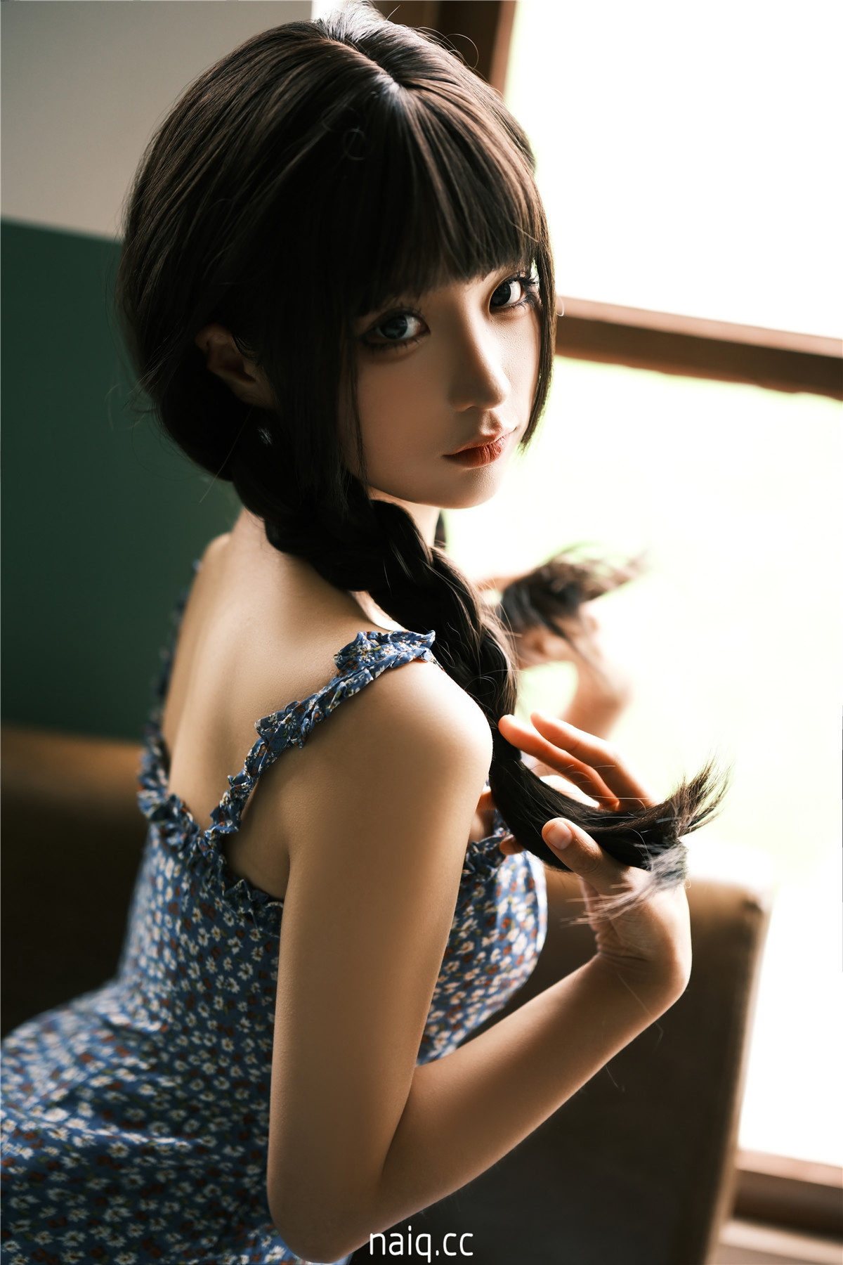 4