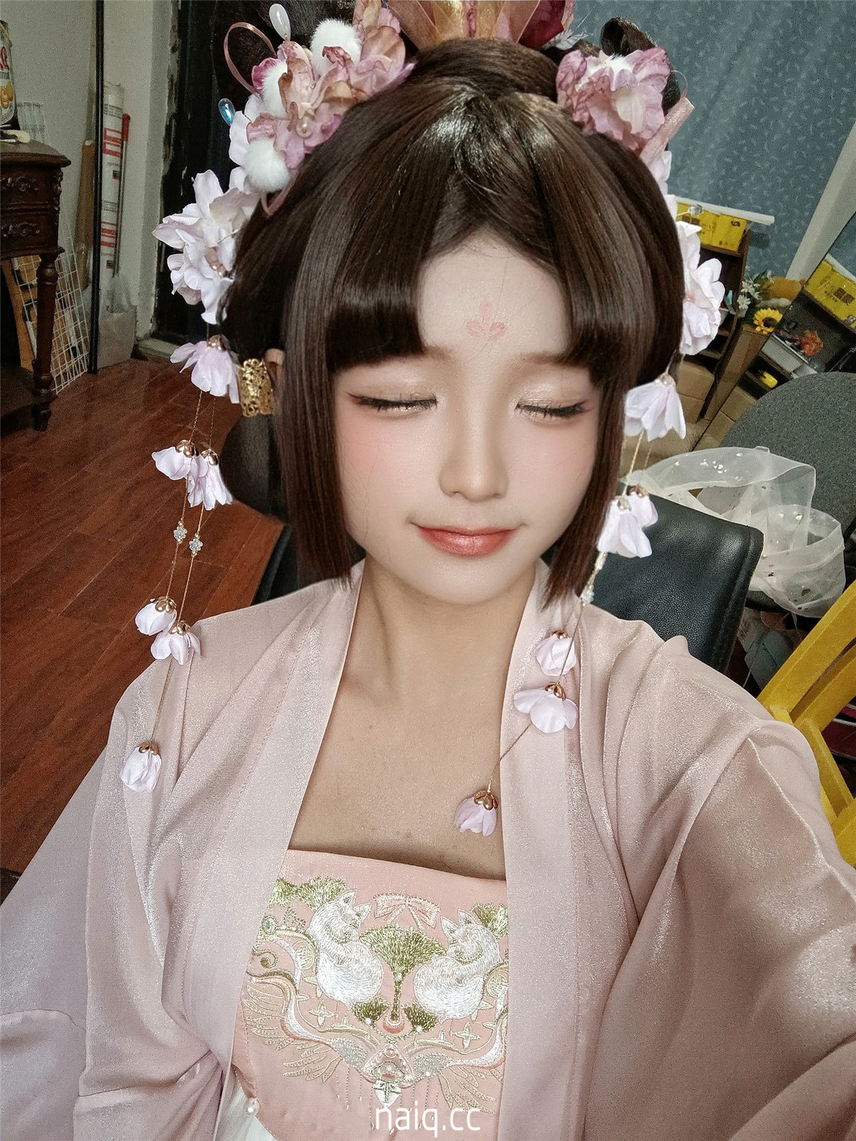4