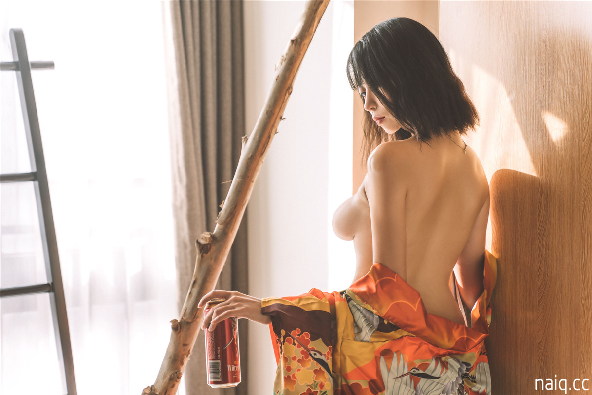 奈汐酱nice - 消愁 [15P-23MB] - 奶圈