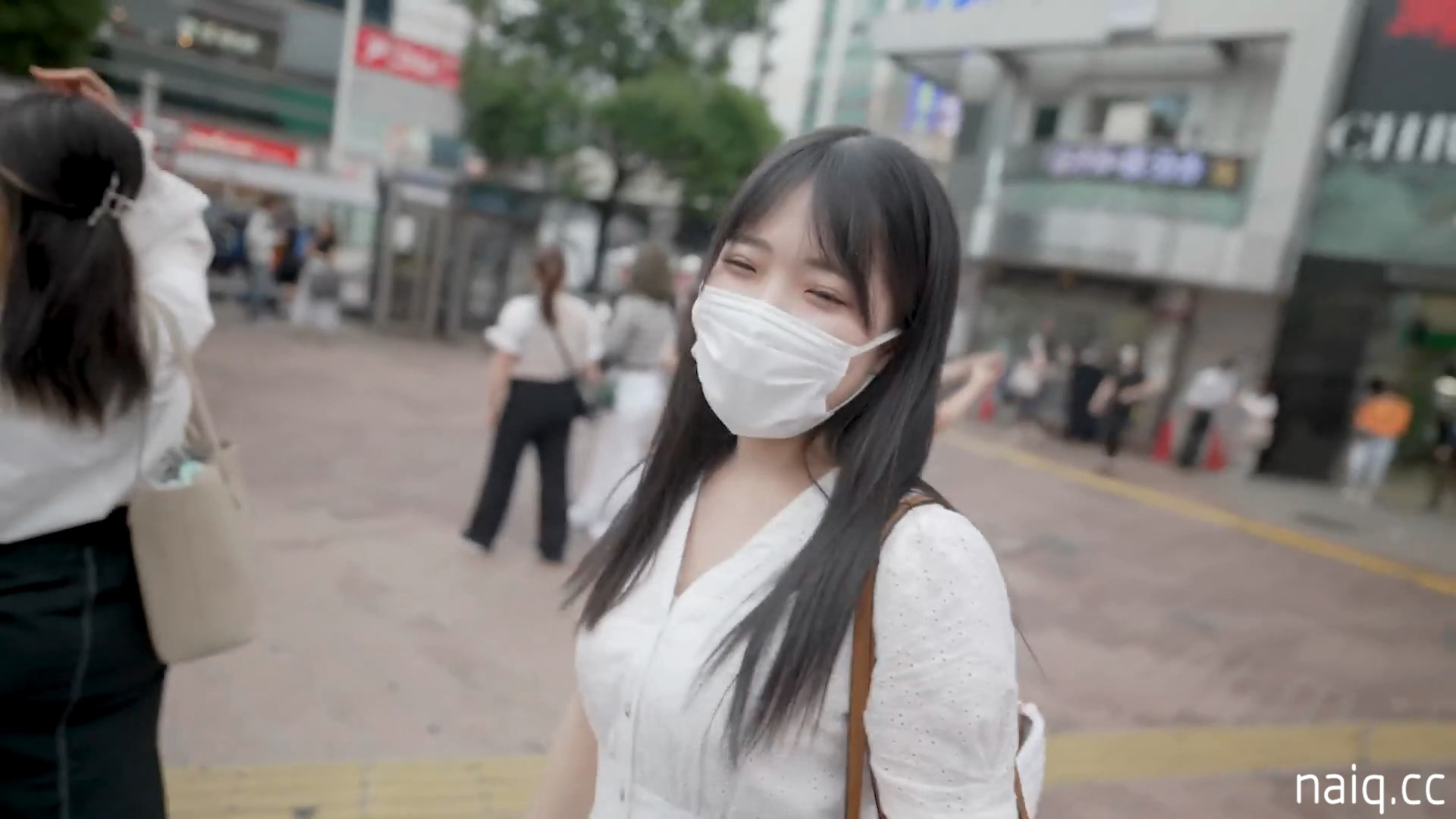 清纯19岁白色连衣裙女大生援交极品美臀白虎一线天馒头逼超粉嫩中出内射 [1V-2.35GB] - 奶圈