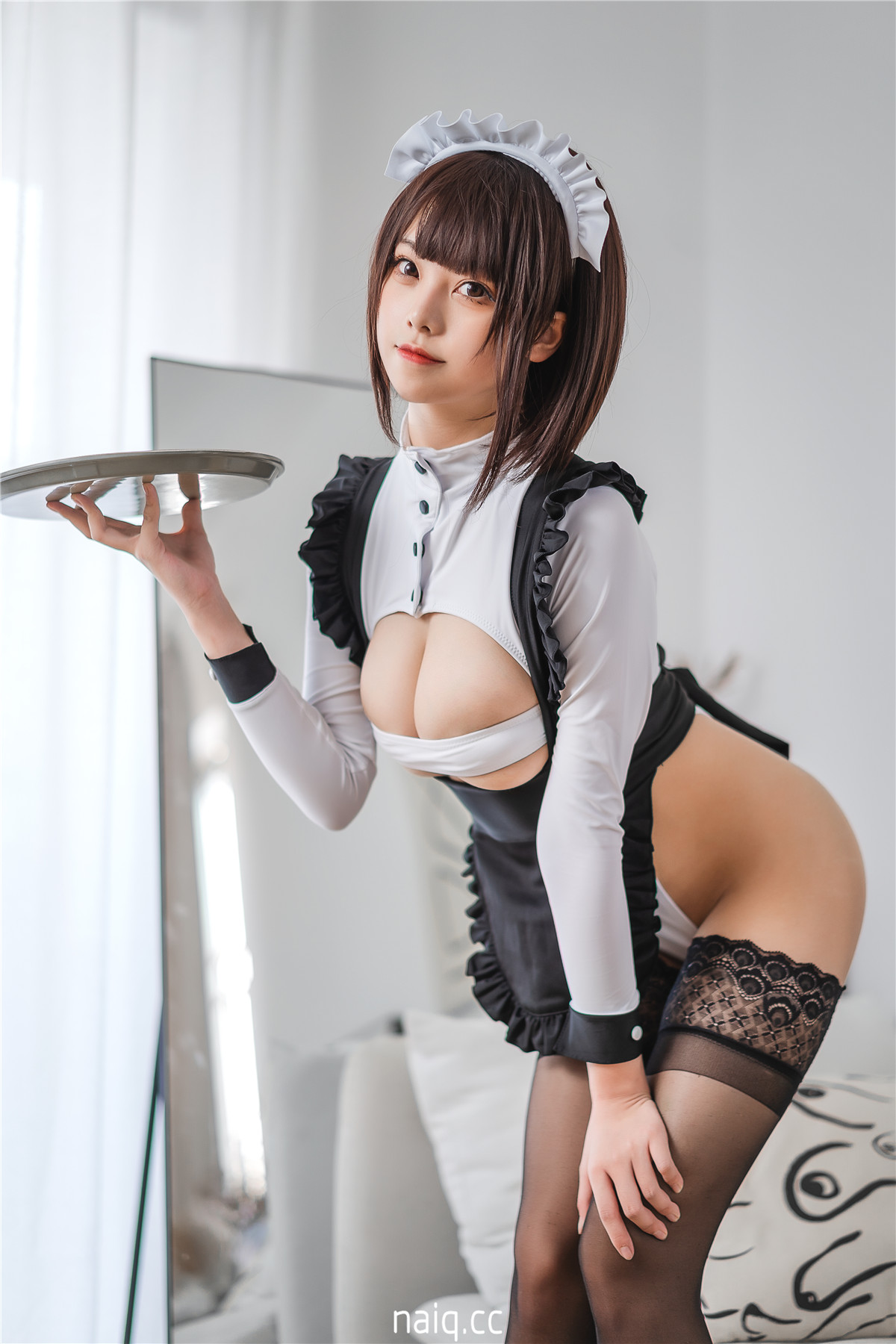 蜜汁猫裘 - 高叉女仆 [50P-651MB] - 奶圈