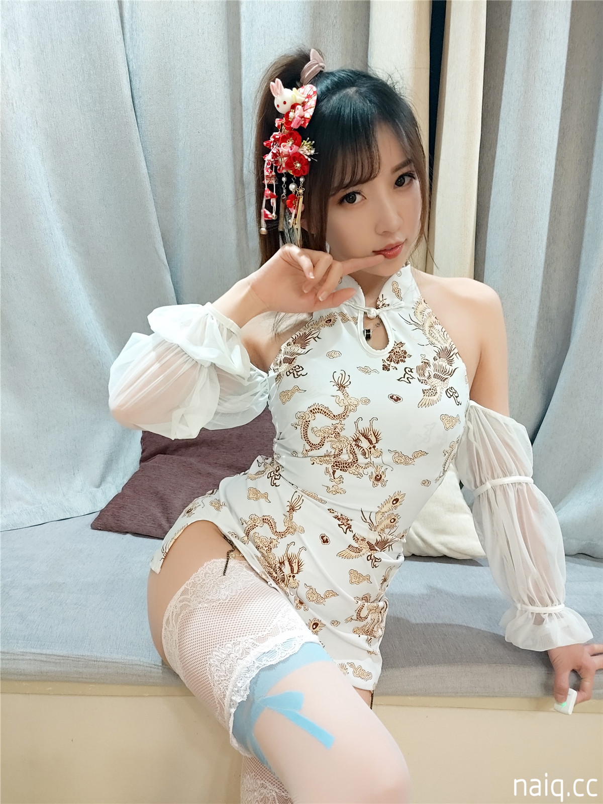 小女巫露娜 - 白色蕾丝长筒 [38P-185.62MB] - 奶圈
