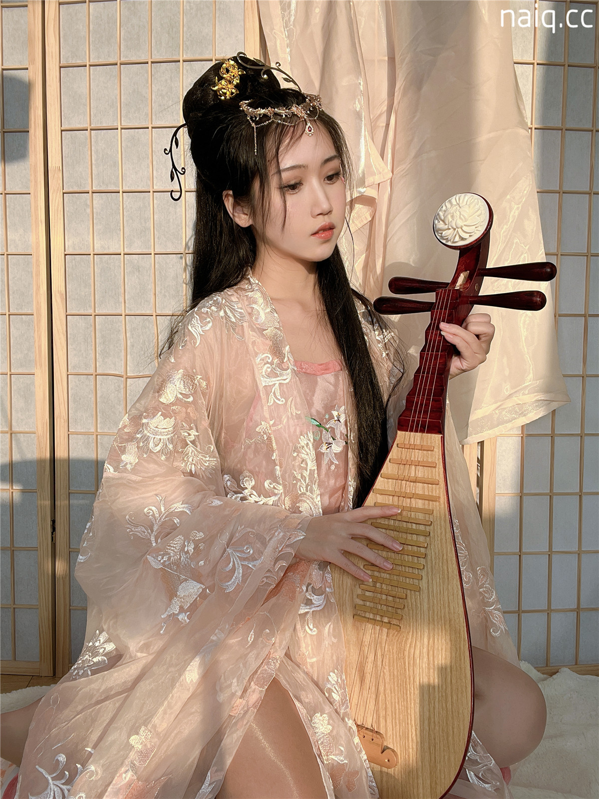 不呆猫 - 古风温泉人妻 [56P1V-1.39GB] - 奶圈