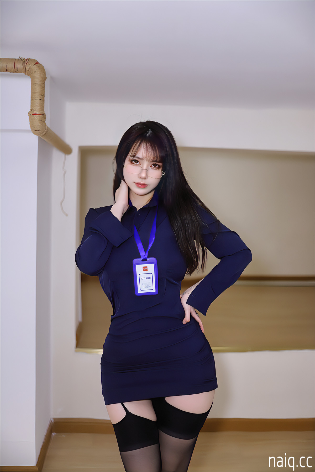 Tina很妖孽呀 - 职业装秘书 [44P-398MB] - 奶圈