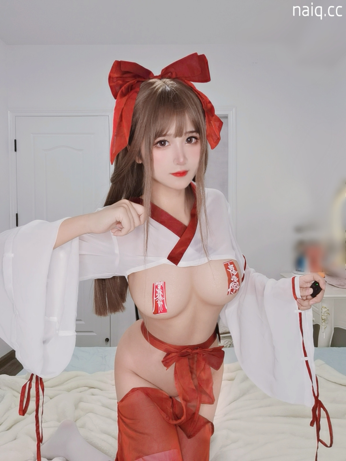 三度_69 - 巫女 视频 [4V-343MB] - 奶圈