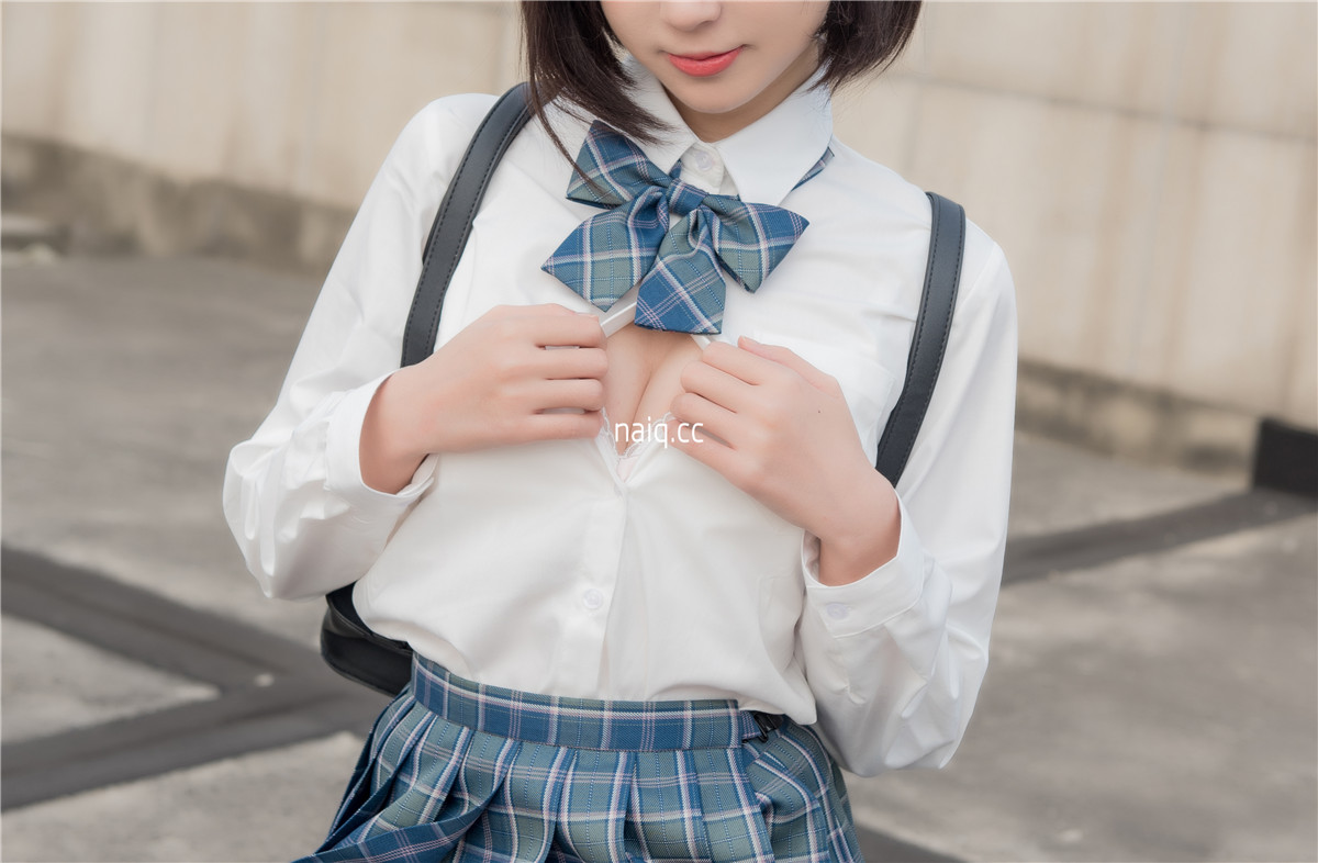 西园寺南歌 - 少女裙底 [22P-147MB] - 奶圈