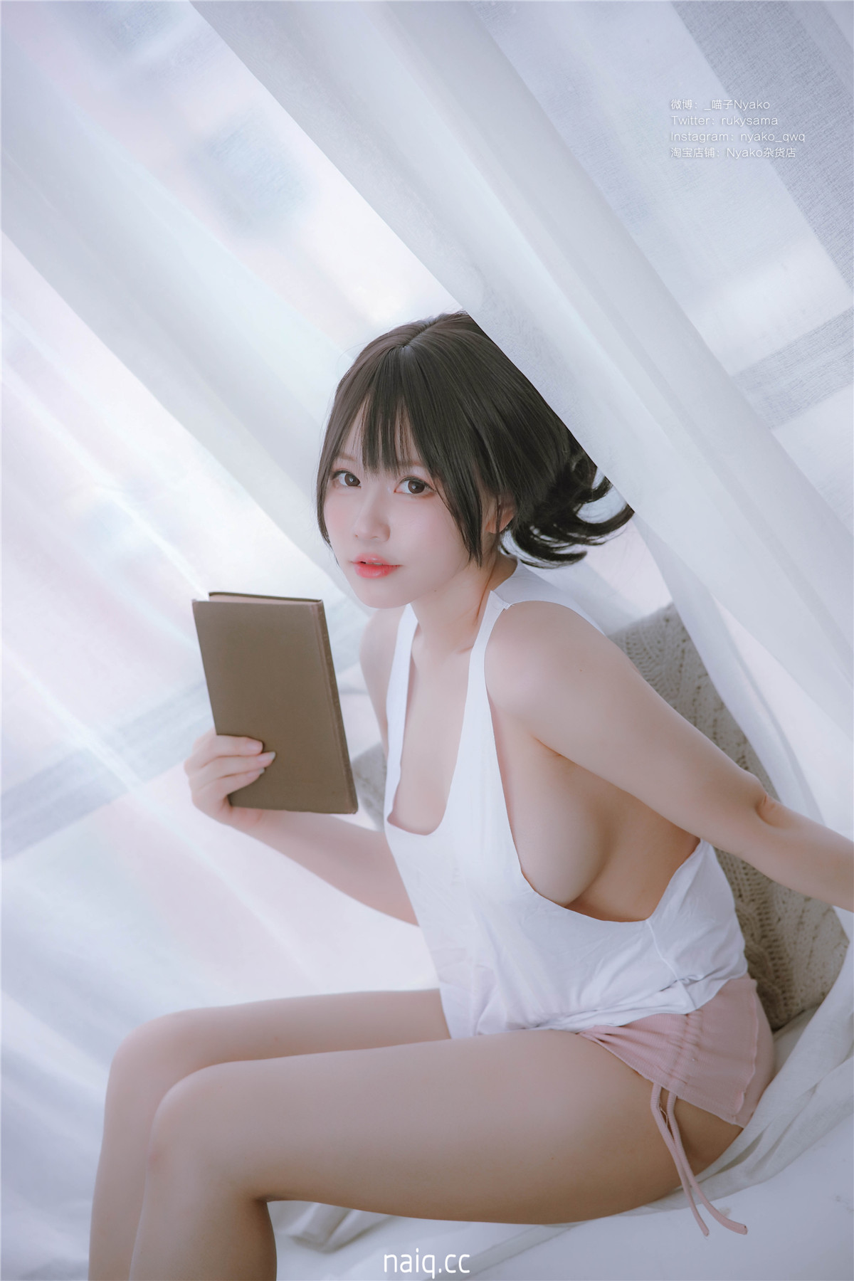 Nyako喵子 - 隣のやばいお姉さん 背心 [78P1V-732MB] - 奶圈