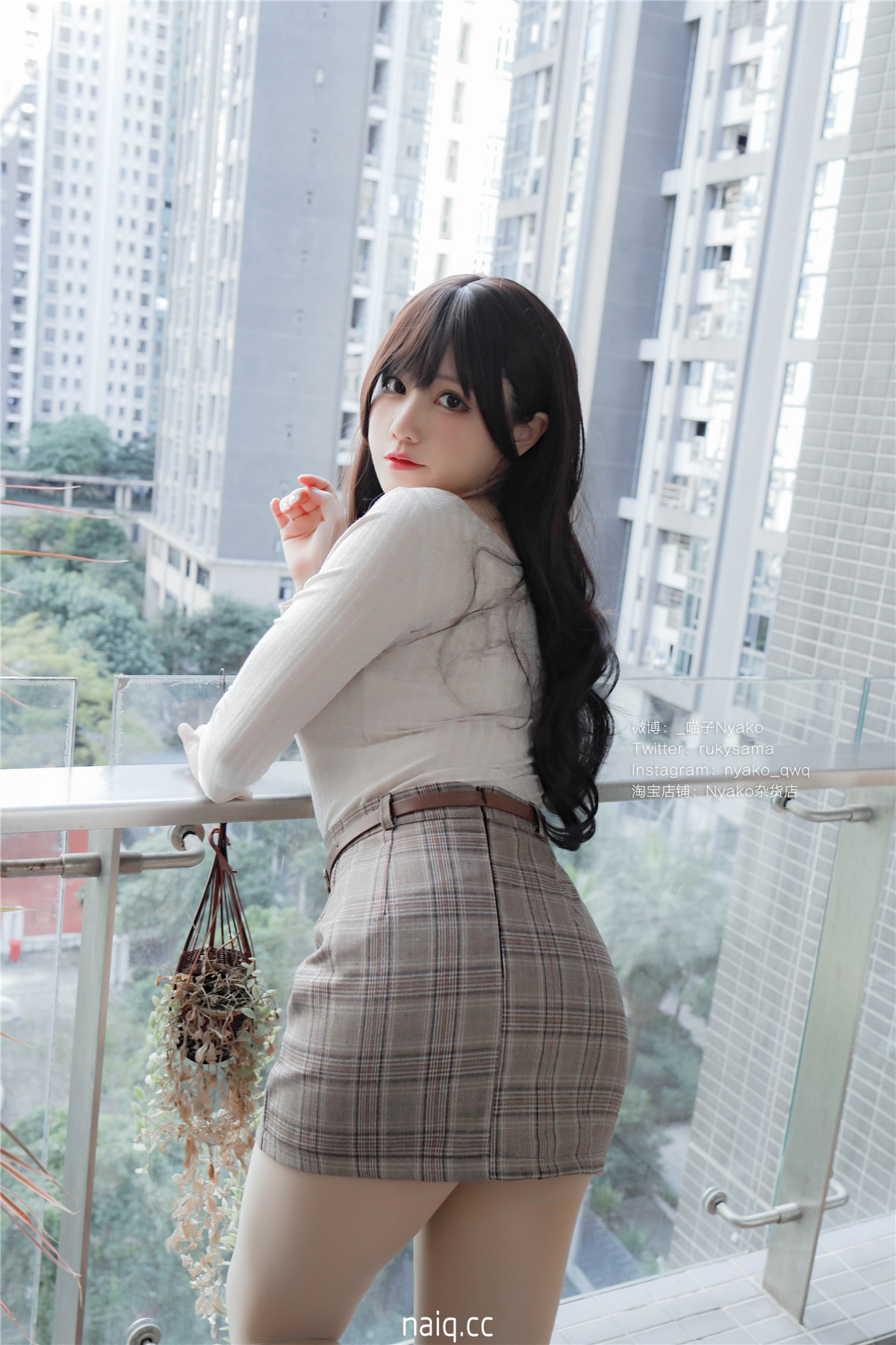 Nyako喵子 - 人妻本 [87P1V-902MB] - 奶圈