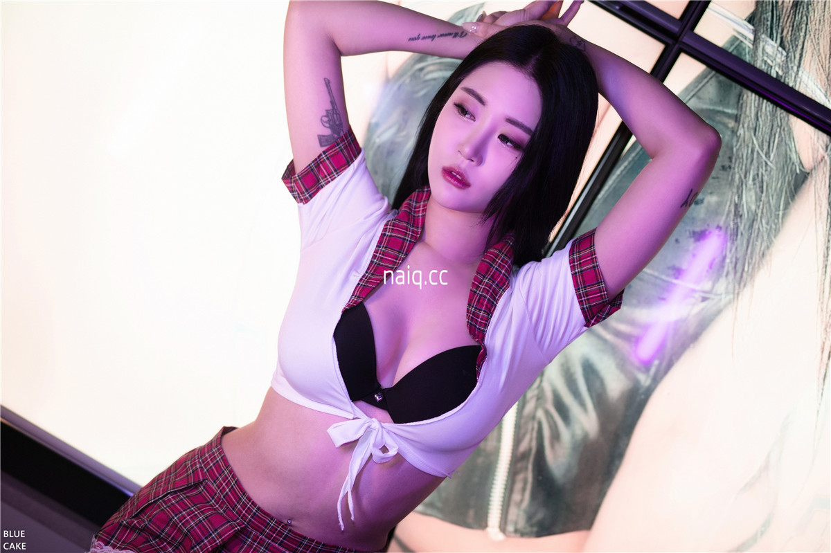 Bomi - [BLUECAKE] Siren [71P-131MB] - 奶圈