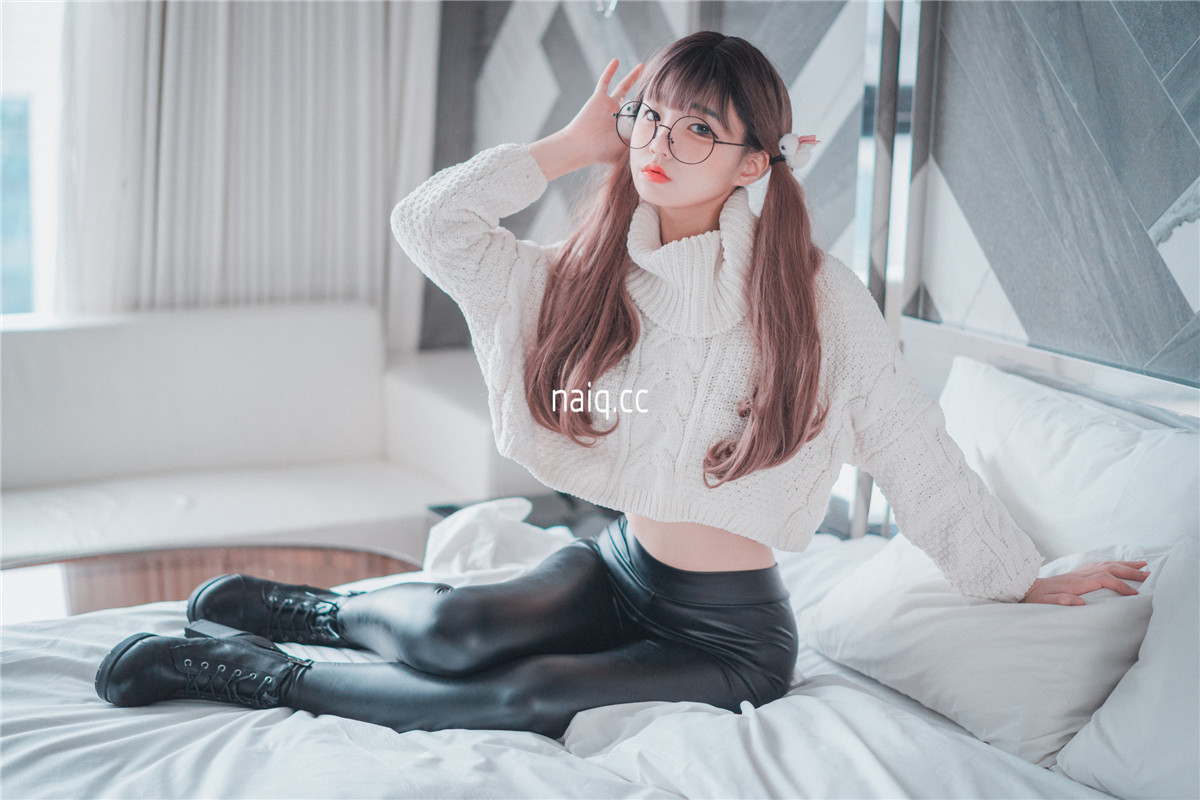 Jenny - [DJAWA] Loose and Tight White [41P-68.02MB] - 奶圈