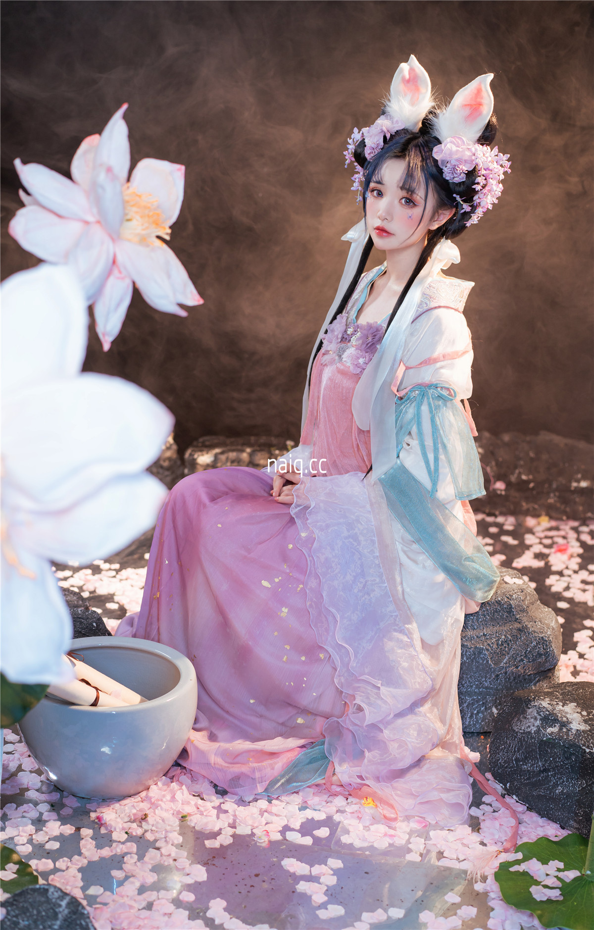 爆机少女喵小吉 - 绮怀 [68P4V-3.01GB] - 奶圈