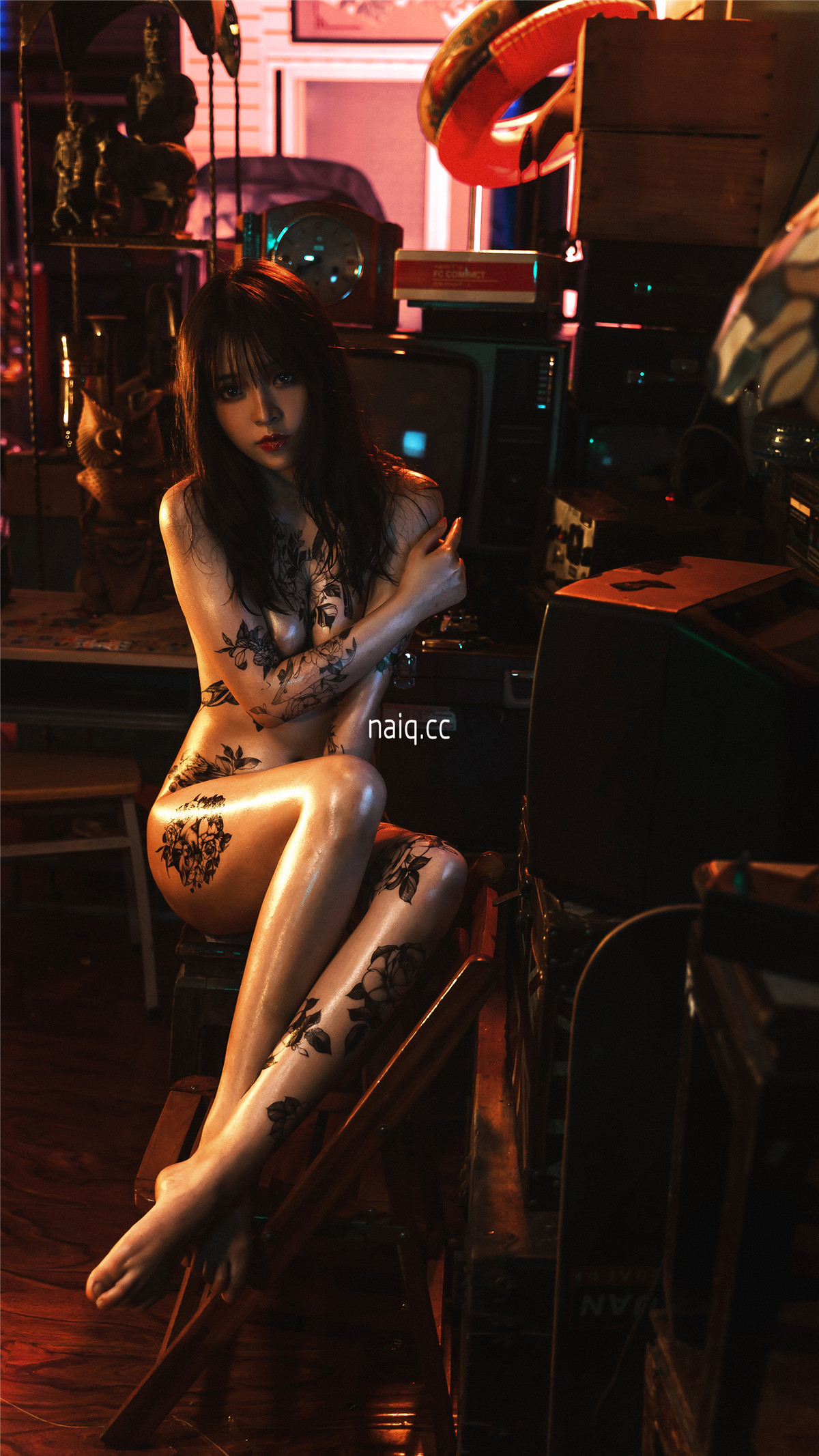 爆机少女喵小吉 - 古董店人偶 [45P-96.76MB] - 奶圈