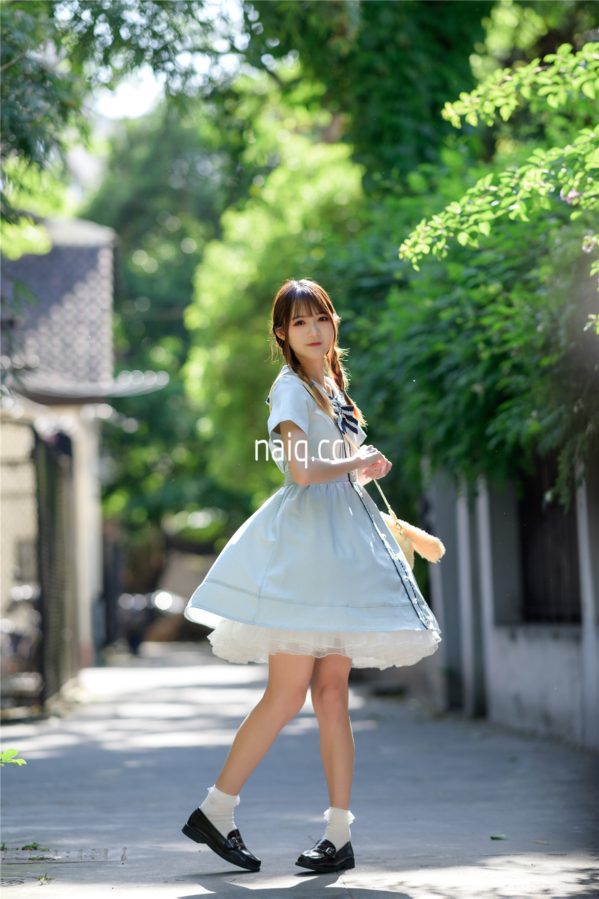 兔子Zzz不吃胡萝卜 - 家门口的小幸运 [32P-324MB] - 奶圈