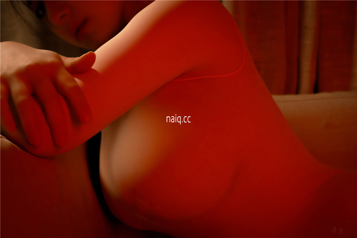 樱晚gigi - 粉丝群收费写真34 糖芯 [21P-231MB] - 奶圈