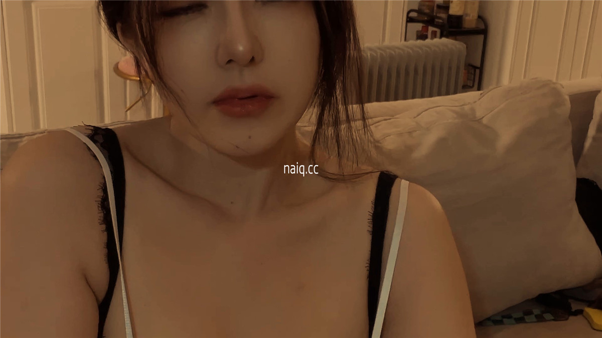 樱晚gigi - 粉丝群收费视频11 等闲 [1V-410MB] - 奶圈