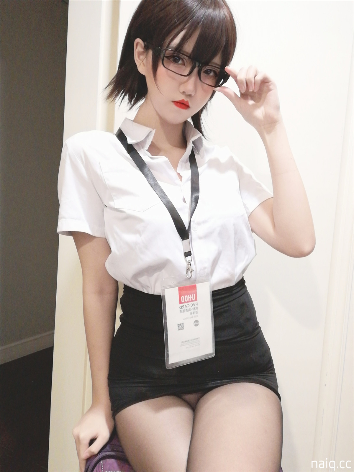 阿薰kaOri - 黑丝OL [45P2V-192MB] - 奶圈