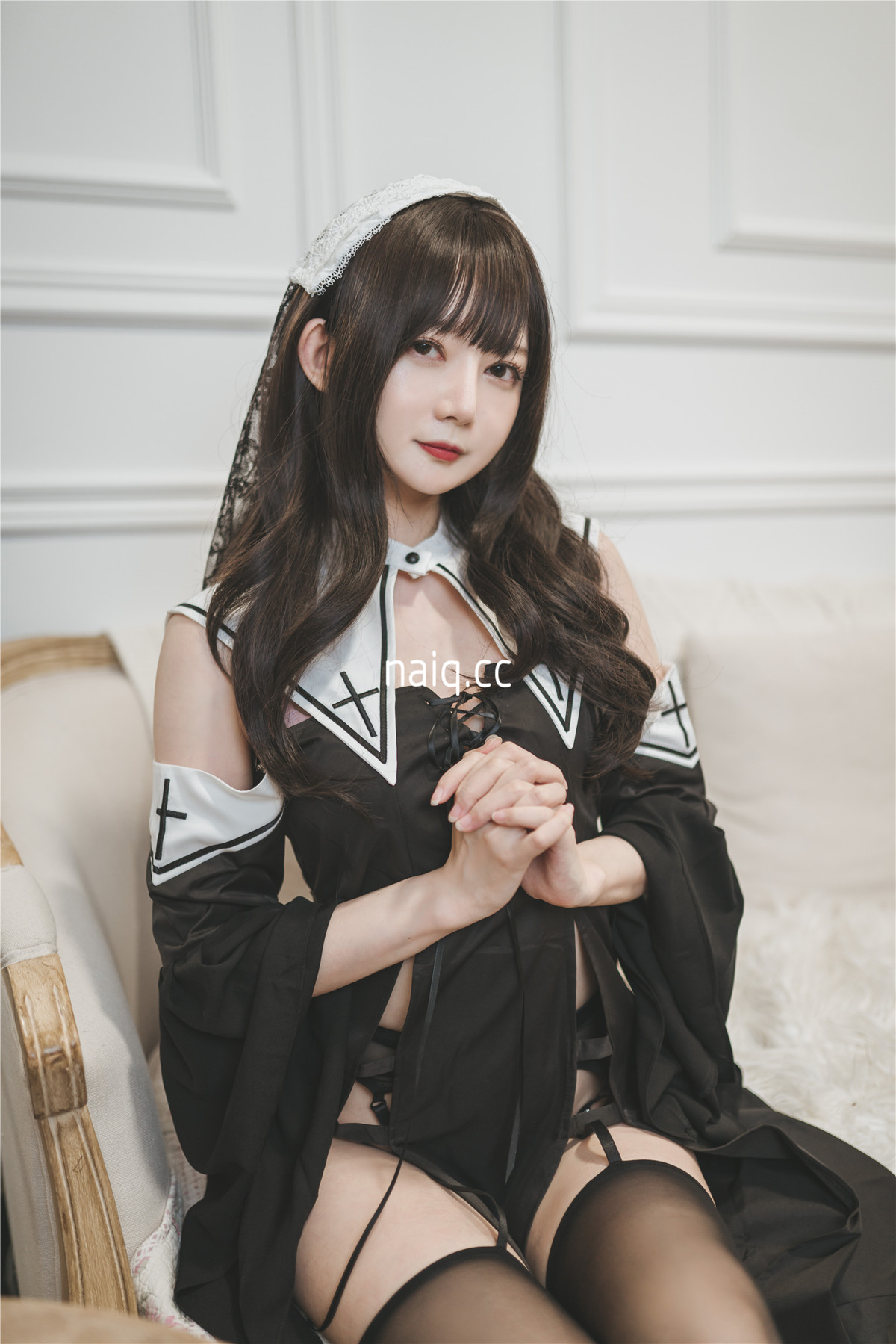 51酱 - 修女 [33P-320MB] - 奶圈