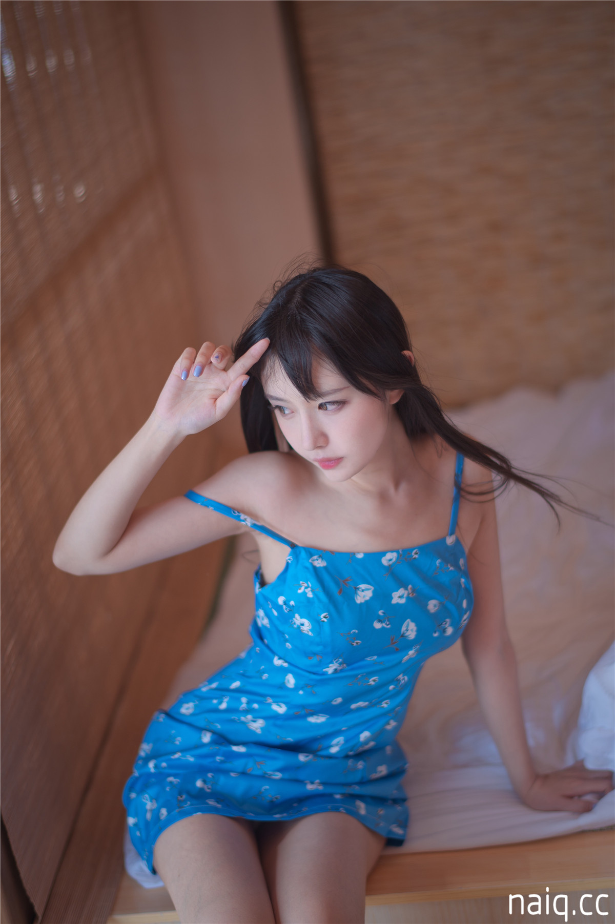 Shika小鹿鹿 - 蓝裙子 [16P-96MB] - 奶圈