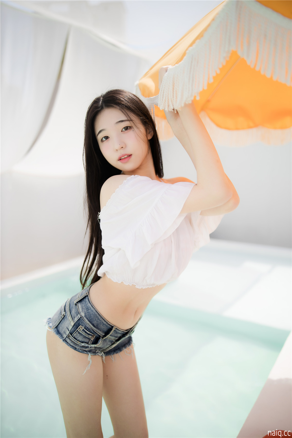 Yeon Woo - Mini Photobook [18P-222MB] - 奶圈