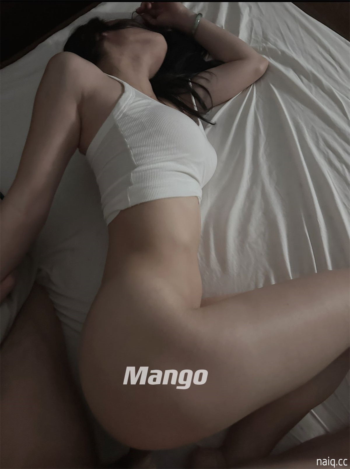 最新6月无水首发福利！推特优质绿帽小夫妻【芒果MANGO】玩夫妻交换 [147P32V-228.84MB] - 奶圈