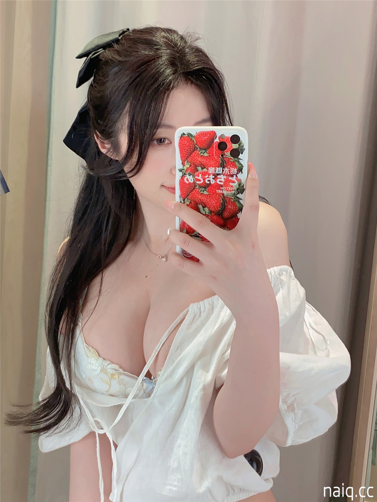 白银81 - 2023年08月Fantia订阅 (25套) [259P9V-2.13GB] - 奶圈