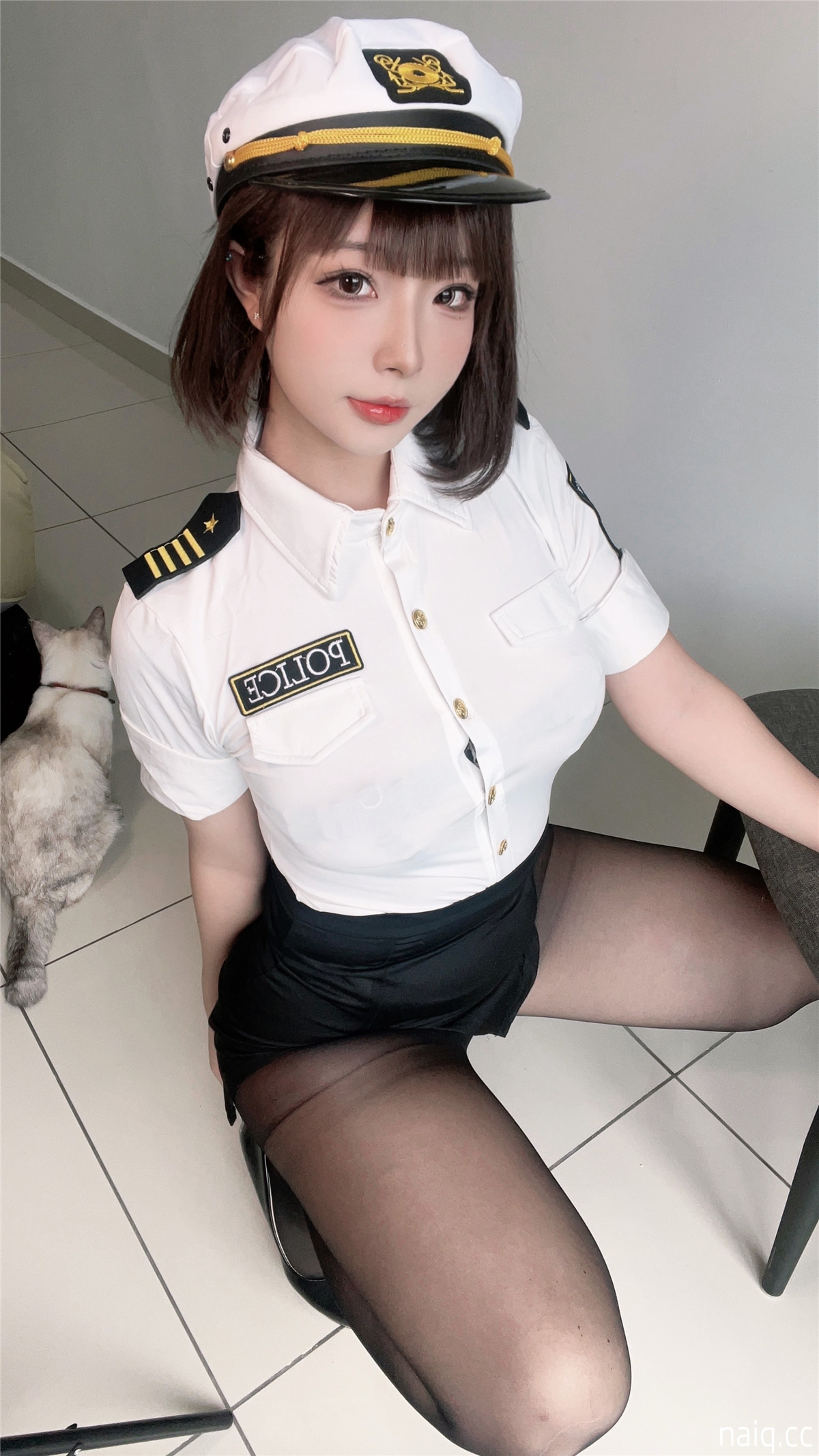 yuuhui玉汇 - Set B Bad Cop [48P2V-418MB] - 奶圈