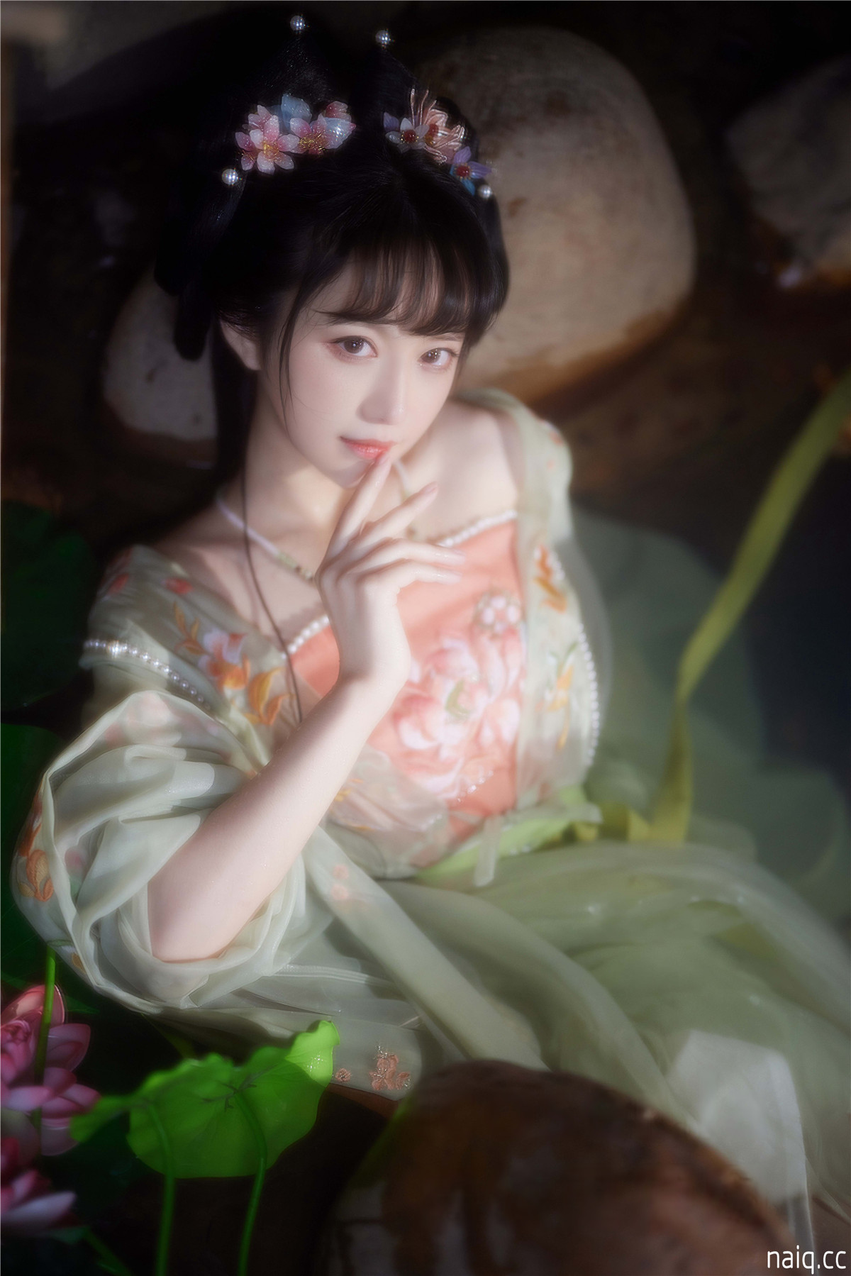 Shika小鹿鹿 - 不早朝 [28P1V-263MB] - 奶圈