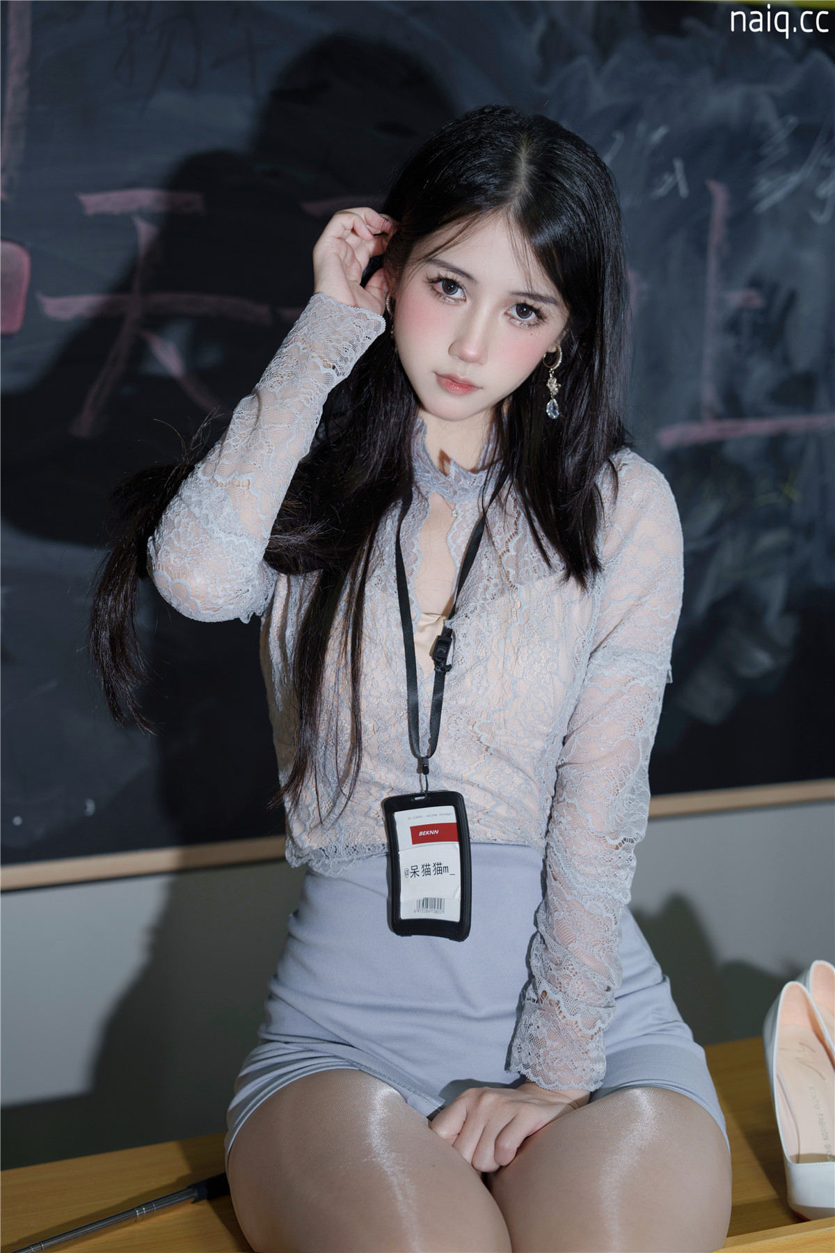 不呆猫 - 亮丝纯欲教师 [59P1V-2.22GB] - 奶圈