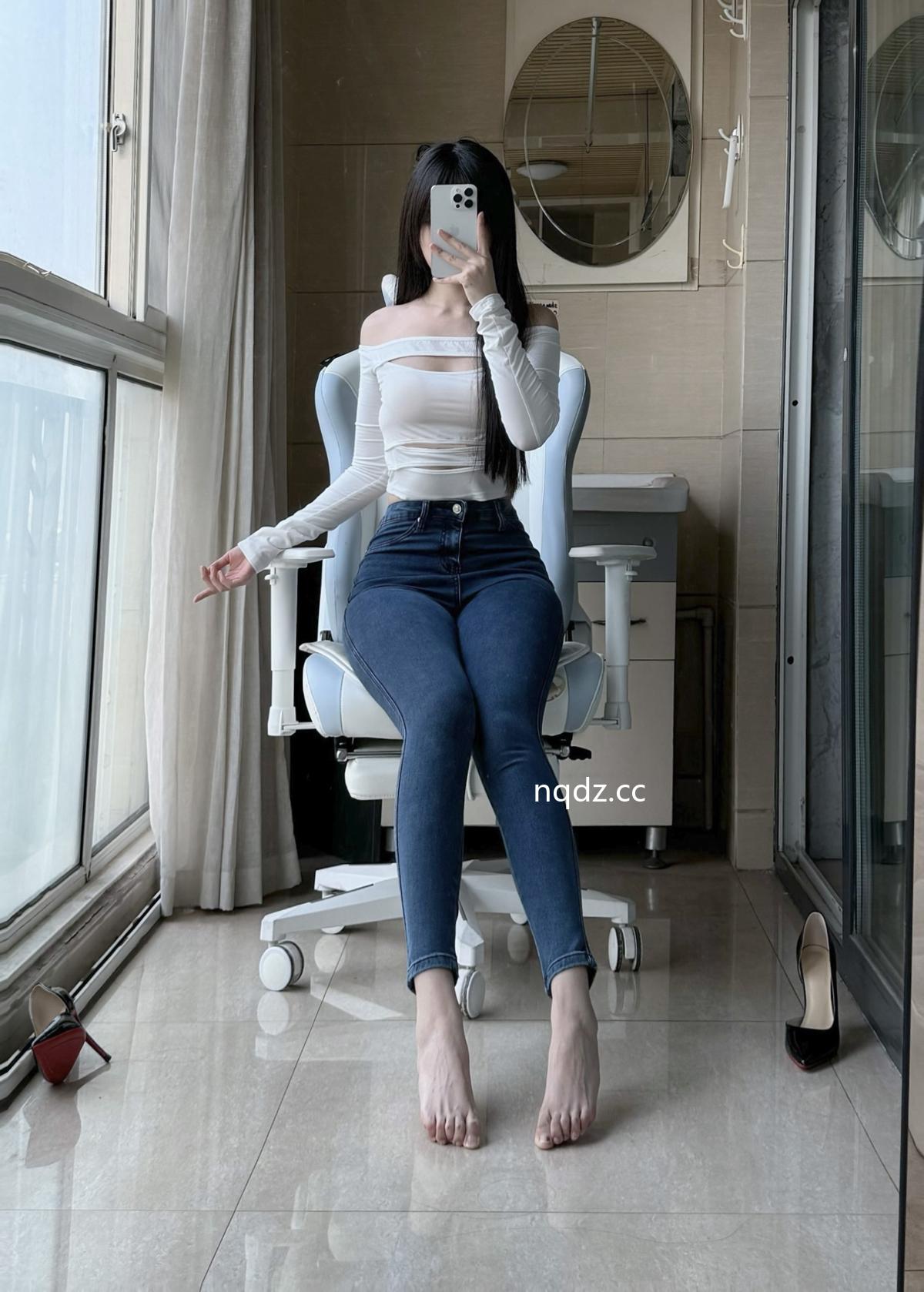 不可爱羚 - 牛仔裤 [28P7V-1.11GB] - 奶圈