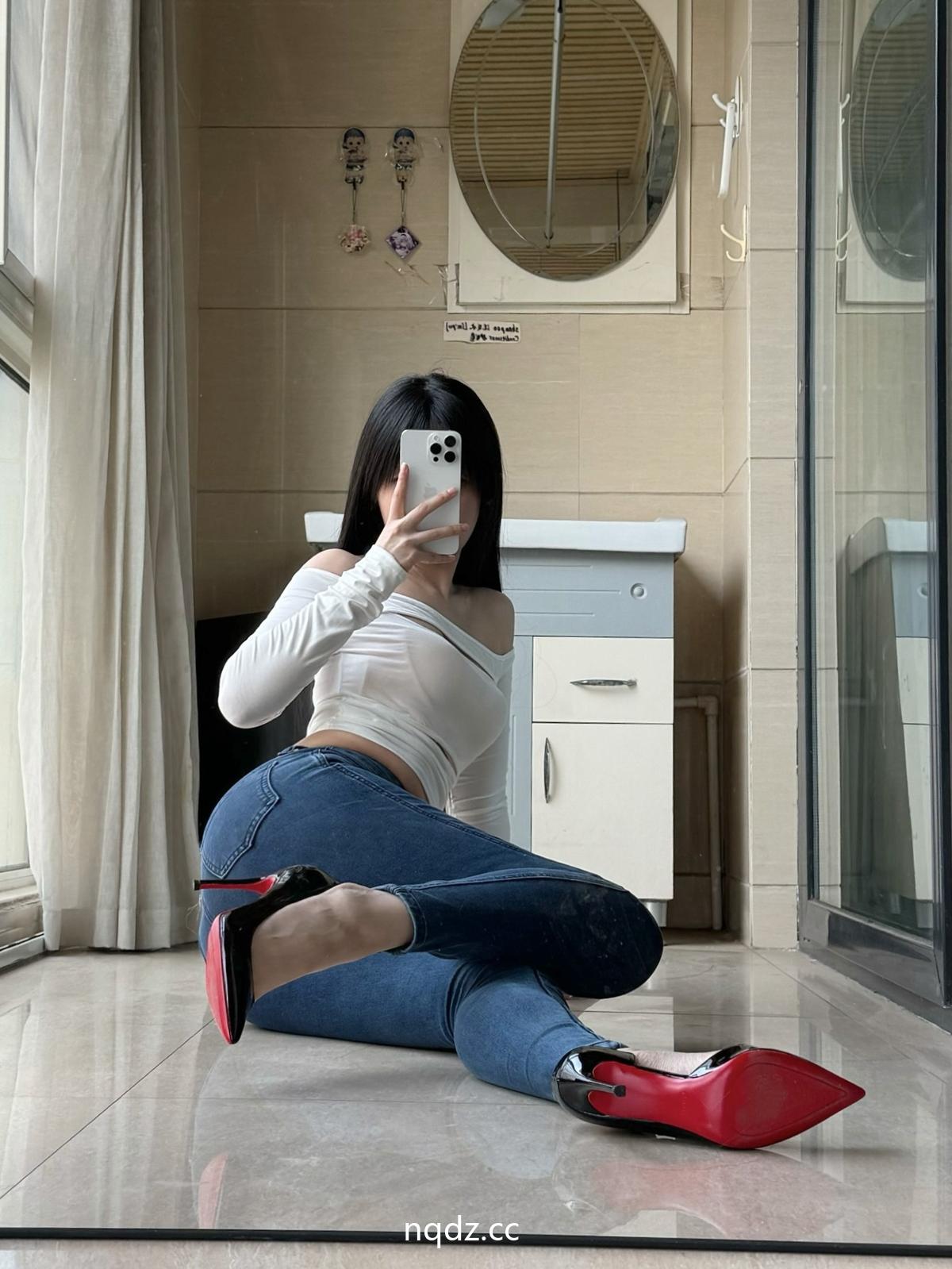 奶圈nqdz.cc-022_watermarked.jpg