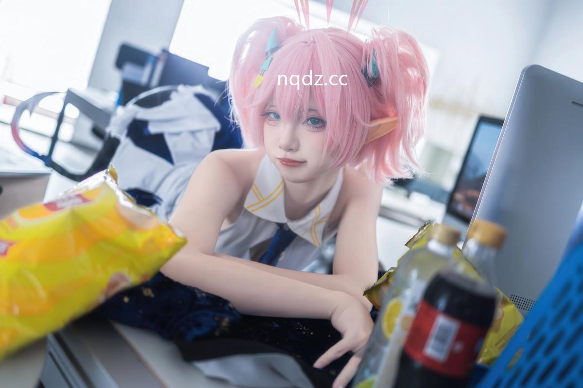 奶圈nqdz.cc-038_watermarked.jpg