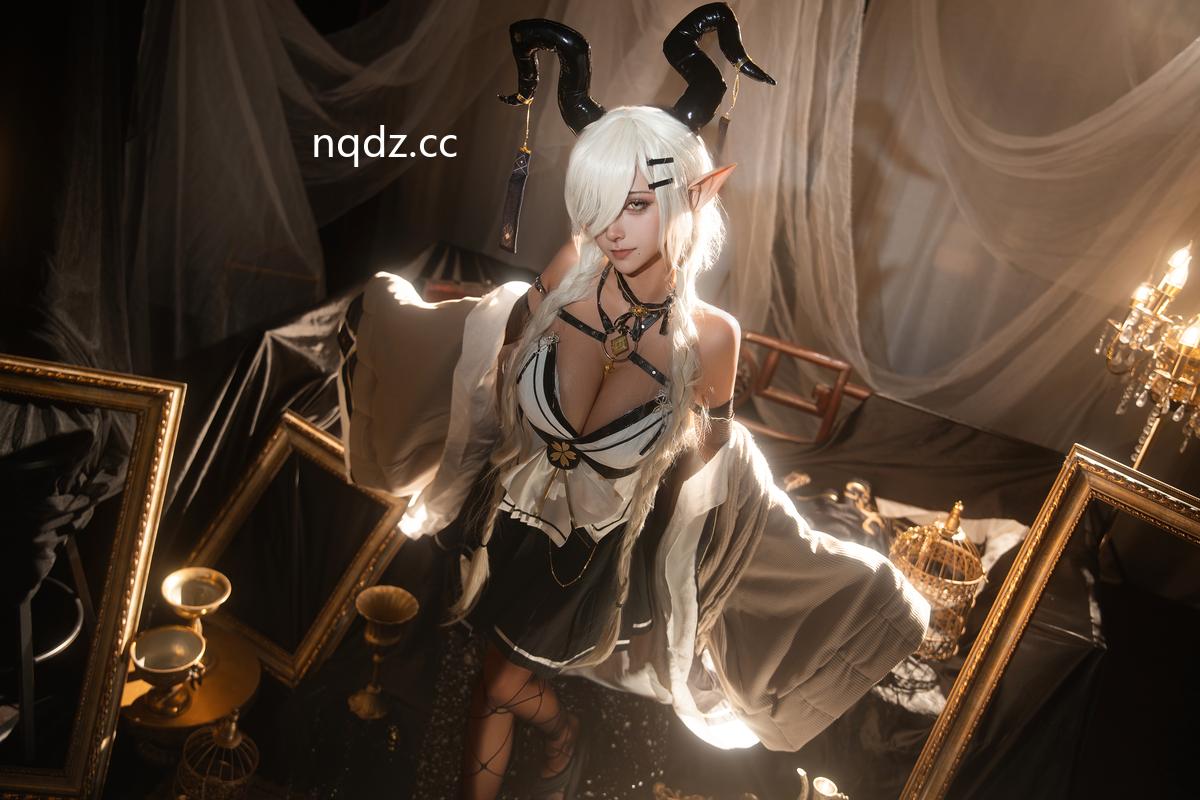 奶圈nqdz.cc-006_watermarked.jpg