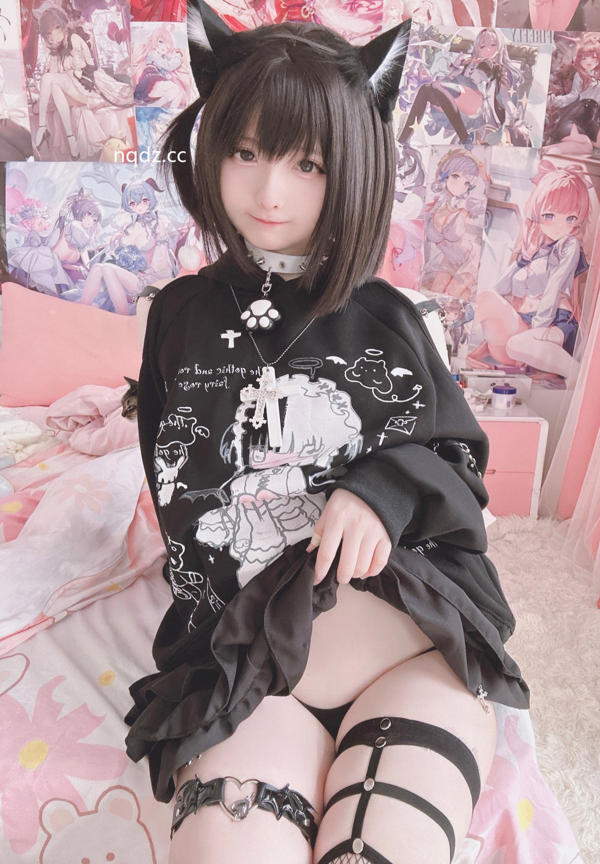 Coser@习呆呆 - 25年10月 私服 [20P1V-112MB] - 奶圈