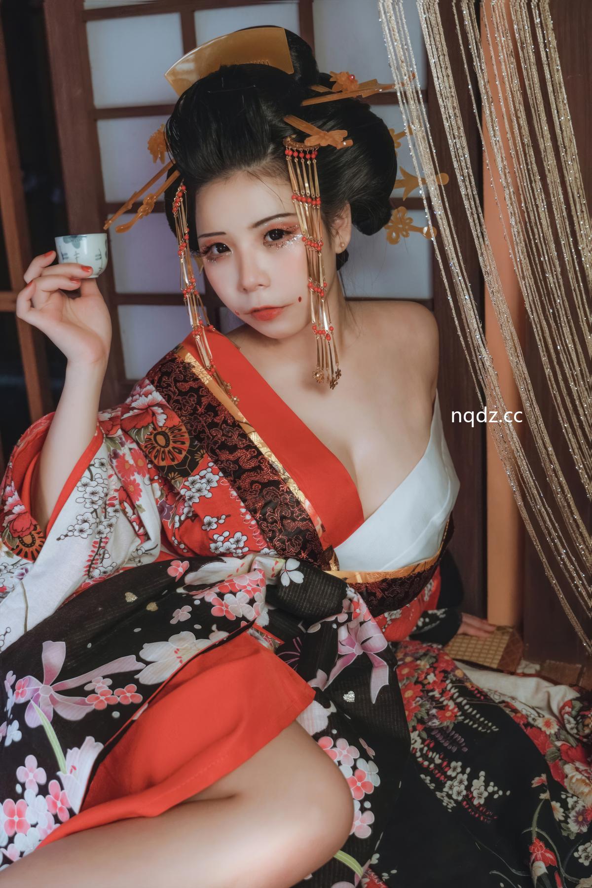 无颜小天使wy - 花魁 [15P-172MB] - 奶圈