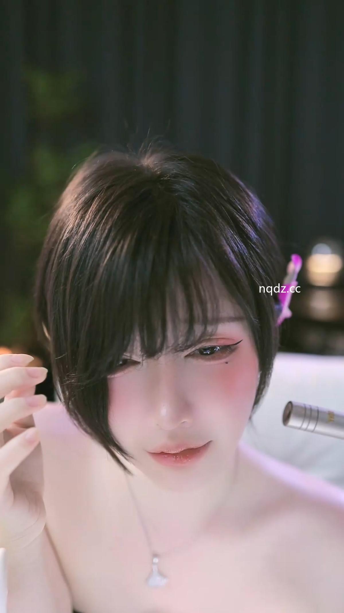 奶圈nqdz.cc-001.mp4_000410.058_watermarked.jpg