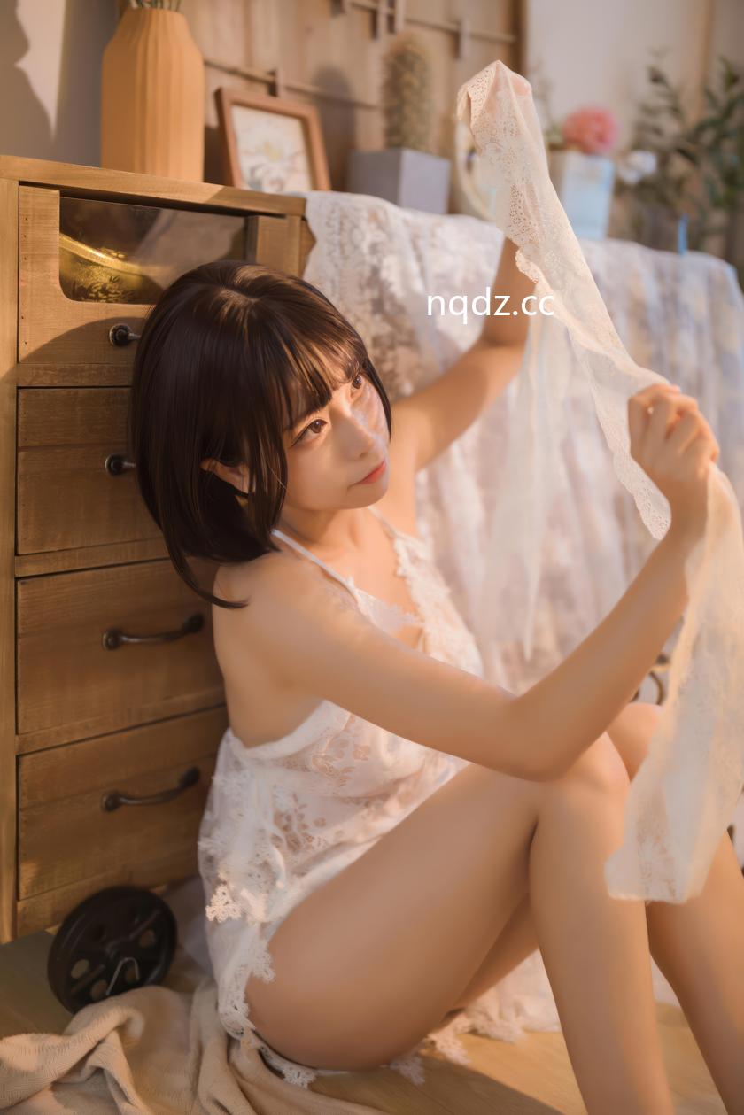 三無人型 - 日落 [32P-109MB] - 奶圈