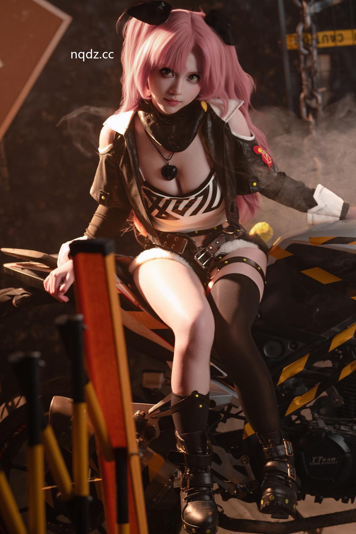 奶圈nqdz.cc-026_watermarked.jpg