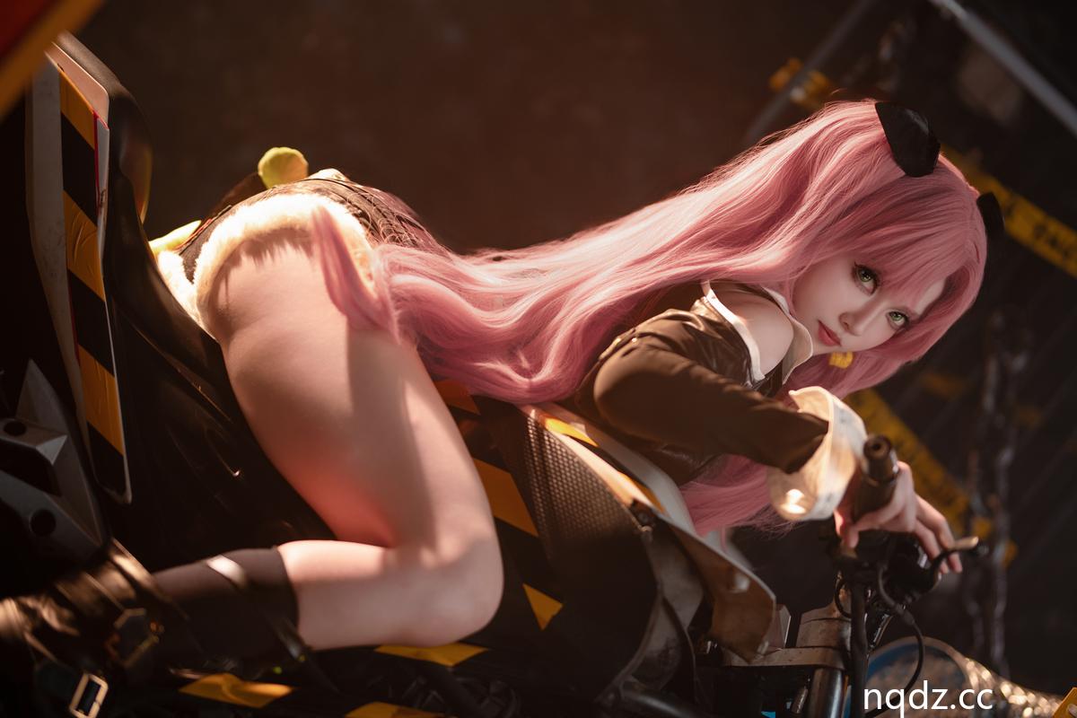 奶圈nqdz.cc-011_watermarked.jpg